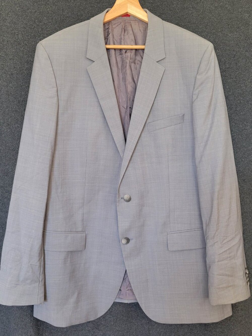 Hugo Boss Men’s 44R Gray 100% Wool Blazer 2-Button Casual Officewear Classic